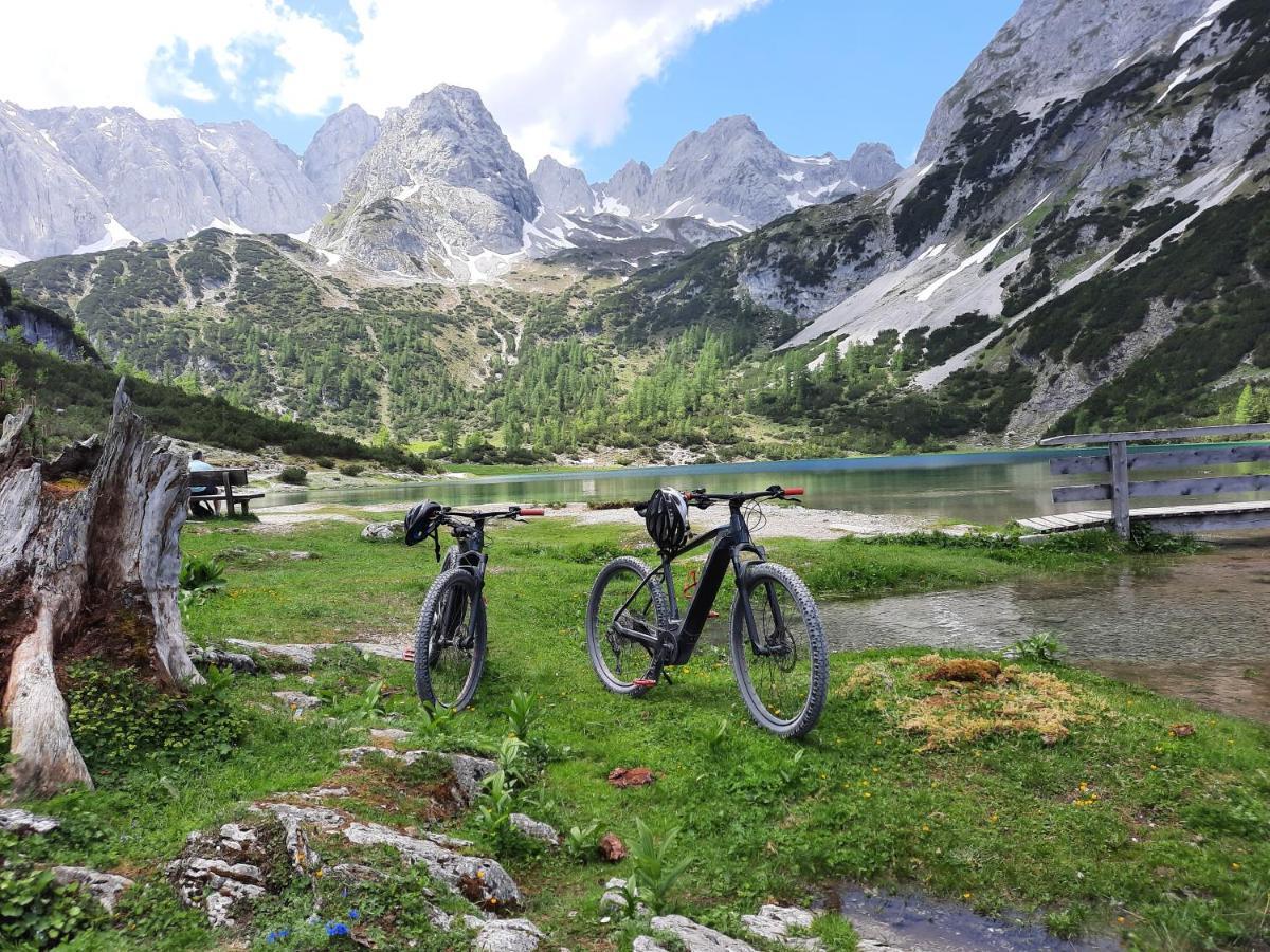 Hotel Pension Tyrol Seefeld in Tirol Eksteriør billede